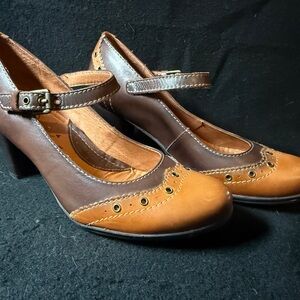 PIKOLINOS Two-Tone Mary Jane Heels